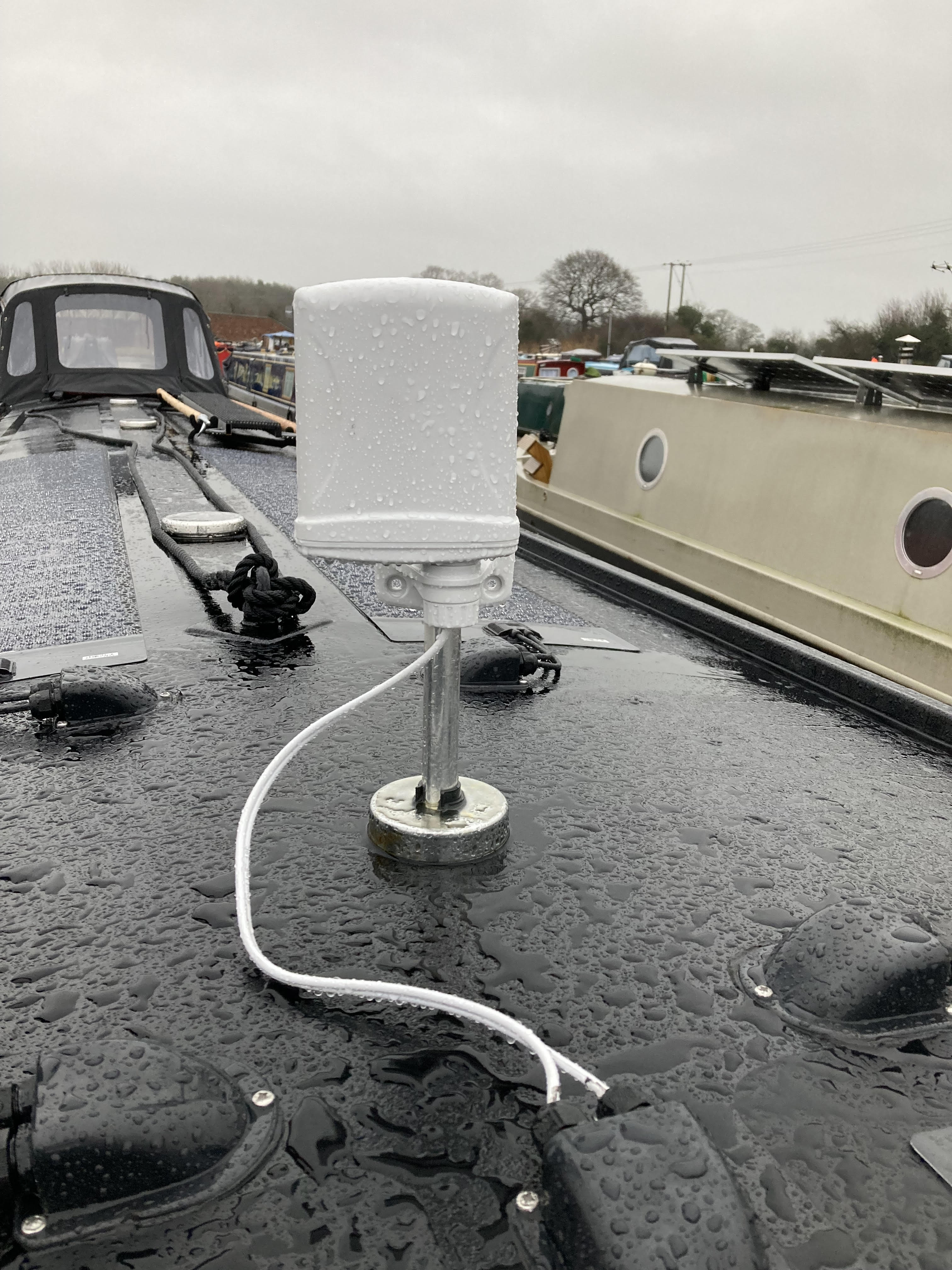 The antennae setup on Bright Arrow's roof