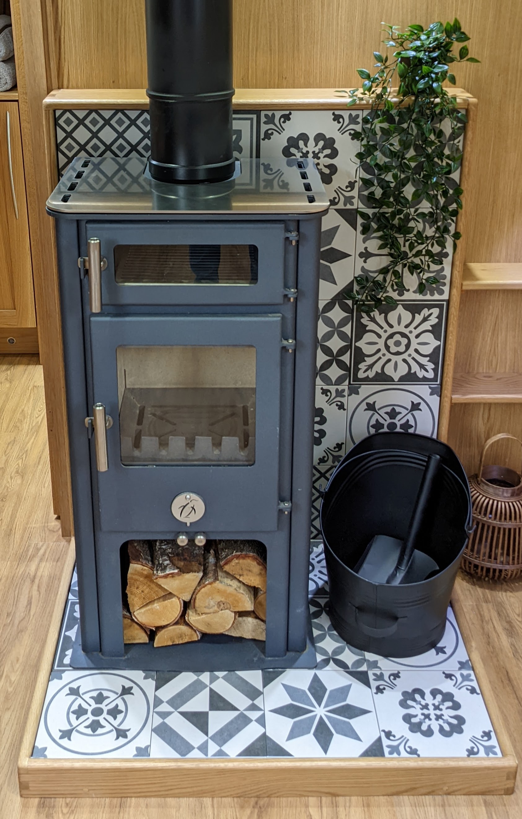 The Chilli Penguin stove I saw at Crick Boat Show